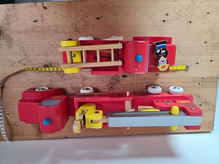 Lot 2 camions pompier bois Janod - photo numéro 8