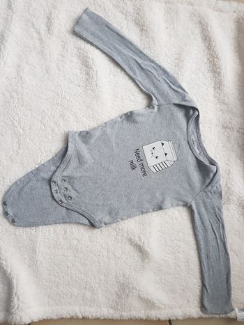 Bodies 18 mois, réglable. Gémo