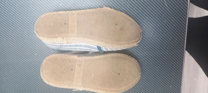 Chaussure en tissu - photo numéro 4
