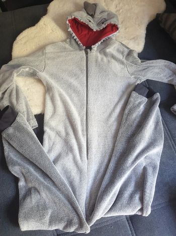 Pyjama pilon pilon combinaison requin taille 12 ans