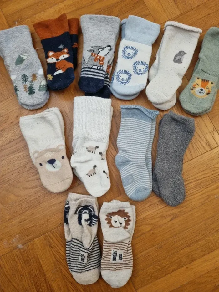 Lot 13 paires de chaussettes