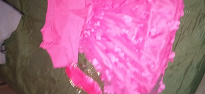 Robe fille neuf taille 4 ans - photo numéro 2