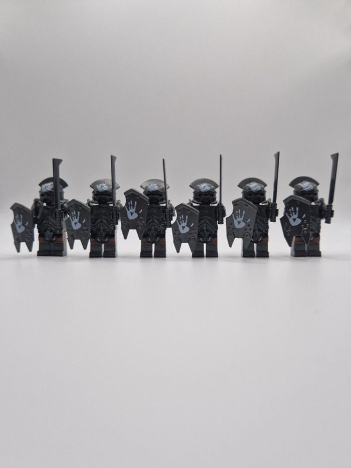 Figurines type lego 6 guerriers orcs seigneur des anneaux / hobbit - photo numéro 2