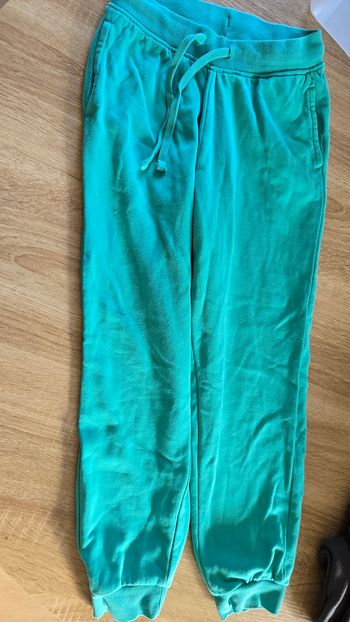 Pantalon vert  kiabi 10 ans  140 cm avec lacet a la taille