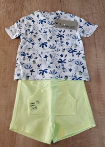 Ensemble t-shirt palmiers et short jaune garçon taille 6 mois 3 Pommes