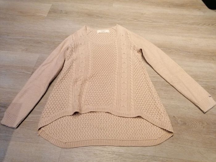 Pull rose pâle