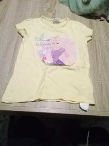 T shirt raiponce Disney
