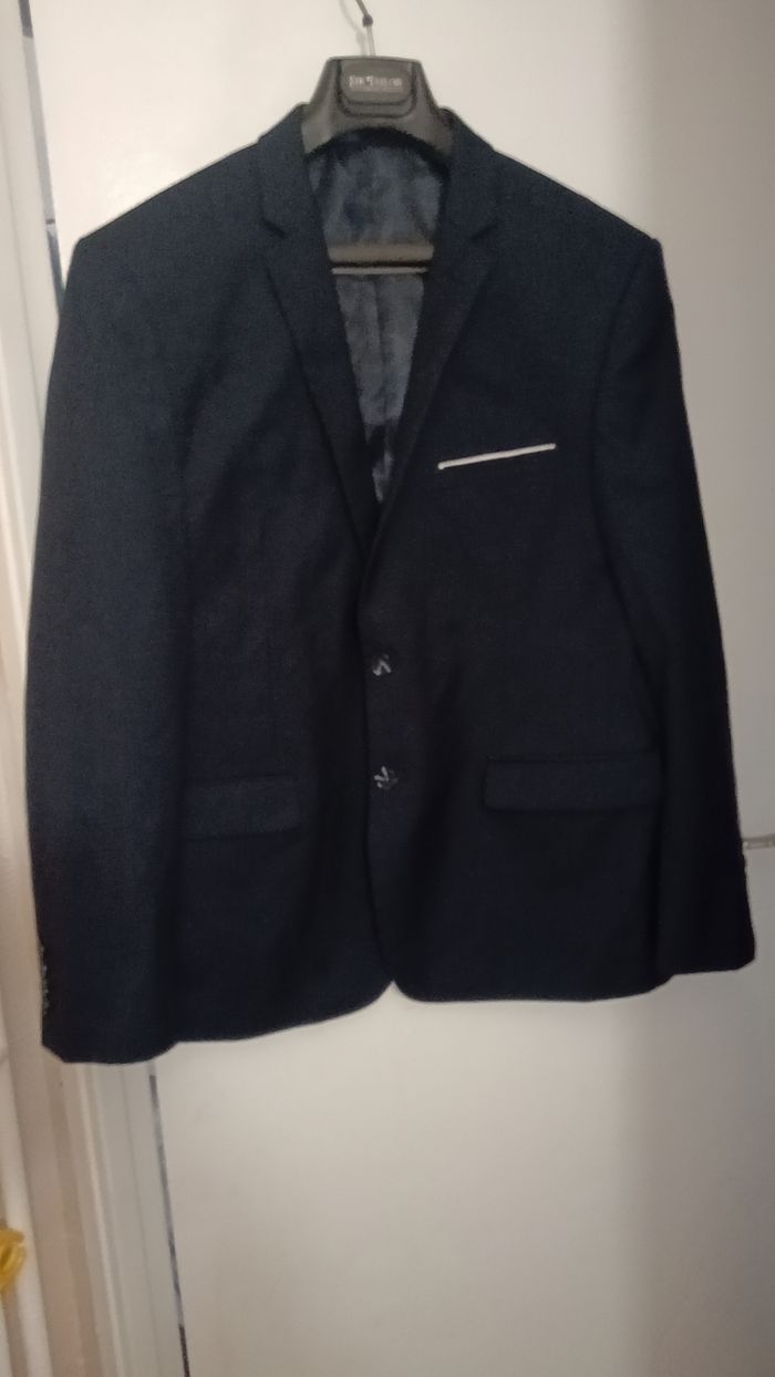 Costume