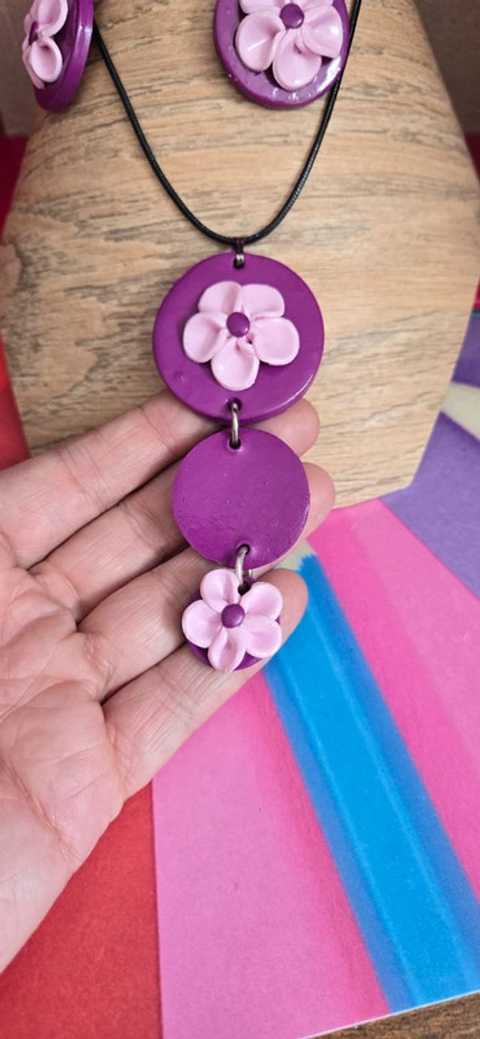 Parure Fimo fleur violet/lilas neuf - photo numéro 5
