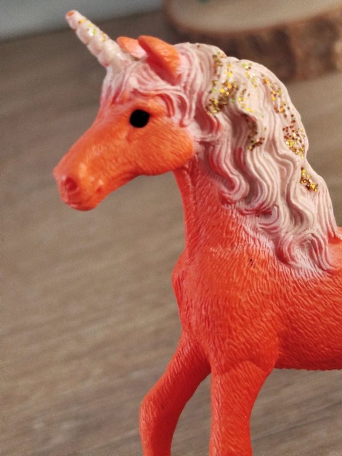 Schleich Figurine Animal imaginaire Bayala jeune licorne mandarine - photo numéro 3