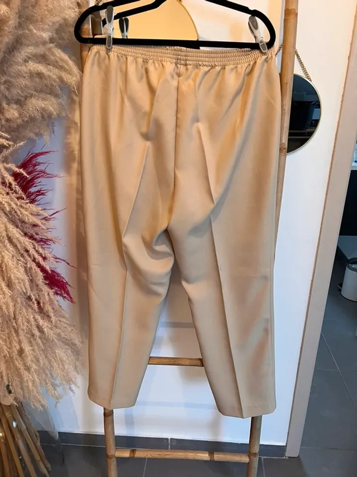 Pantalon beige - photo numéro 4