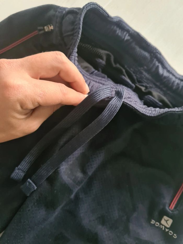 Jogging complet noté 6ans mais taille plutôt 5 ans - photo numéro 10