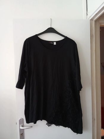 Haut femme ⭐ très bon état ⭐ taille 52 ⭐ mia Moda
