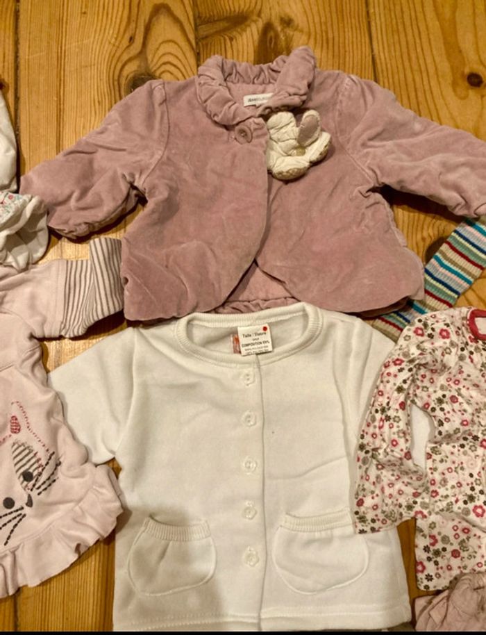 Lot de vêtements bébé fille 9 mois - photo numéro 3