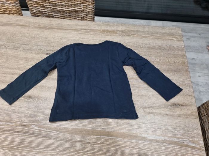 Tee-shirt manches longues Taille 5 ans - photo numéro 2