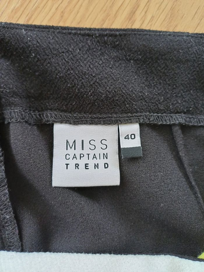 Jupe 2 en 1 Miss Captain en taille 40 - photo numéro 6
