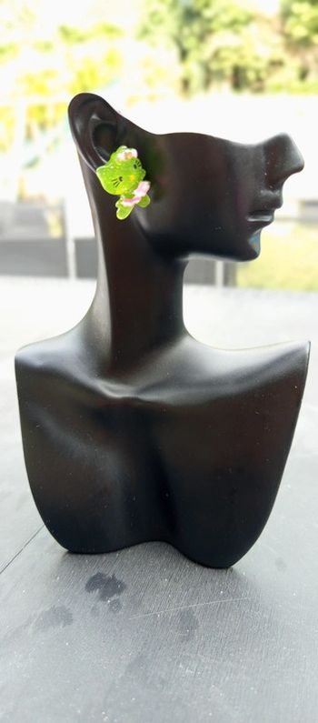 Boucles d'oreilles hello kitty