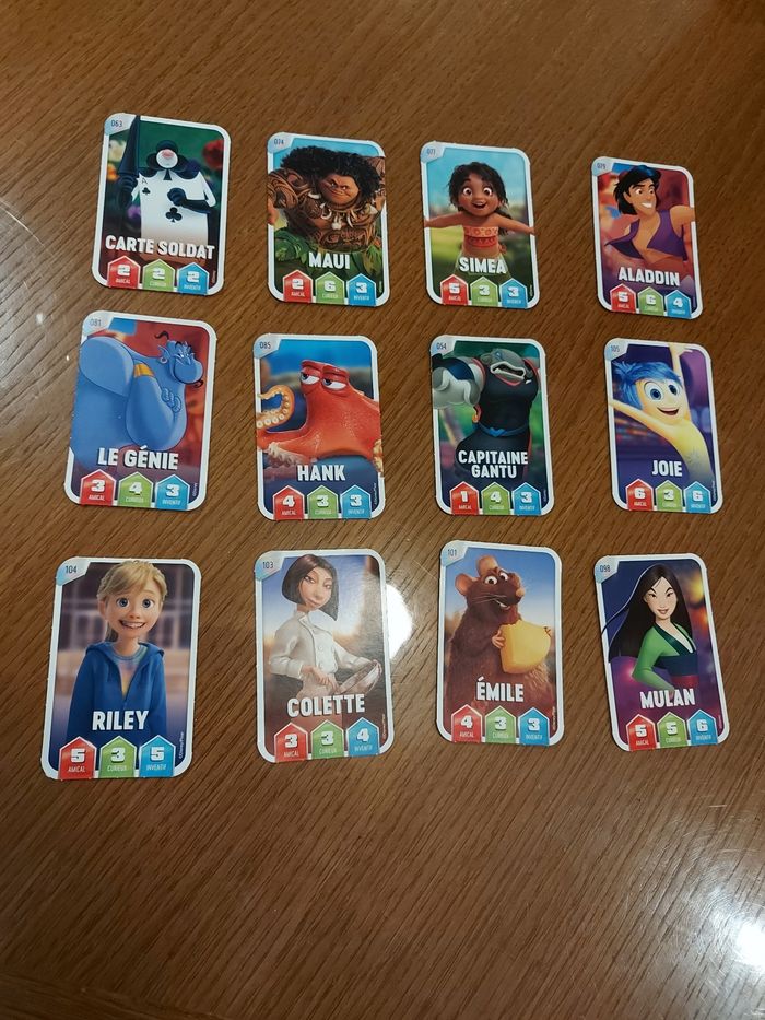 Lot 12 cartes Disney leclerc