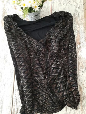 haut  cache coeur de fete a paillette