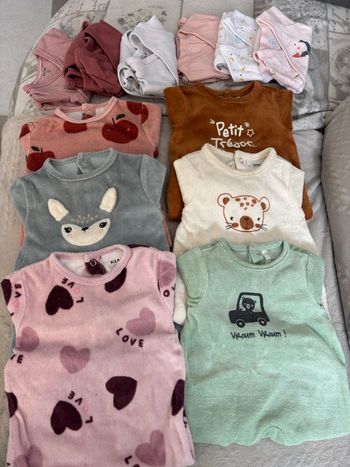 Lot pyjama plus body 