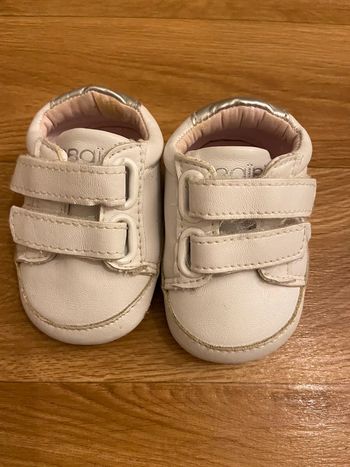 Baskets bébé 1-6 mois