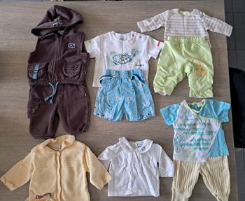 Lot de 10 vêtements bébé