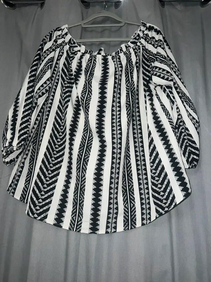 Blouse légère noire et blanche - photo numéro 2