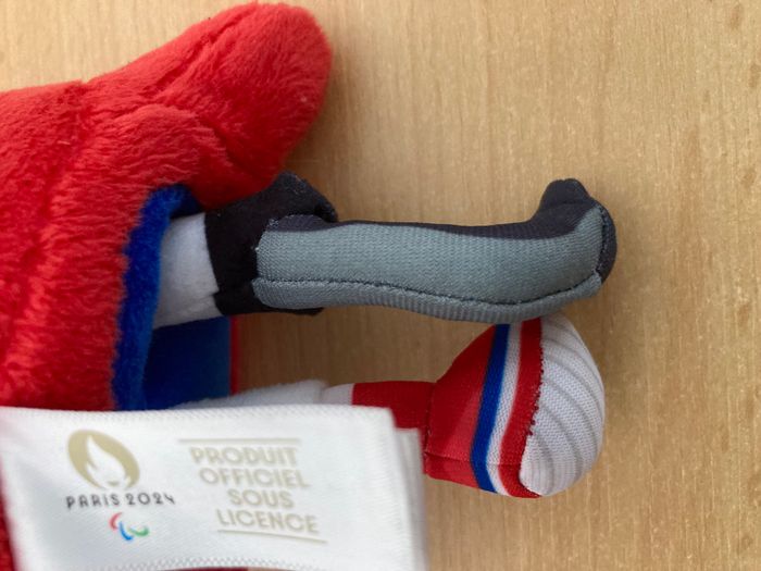 peluche  Phryge	paralymique - photo numéro 8