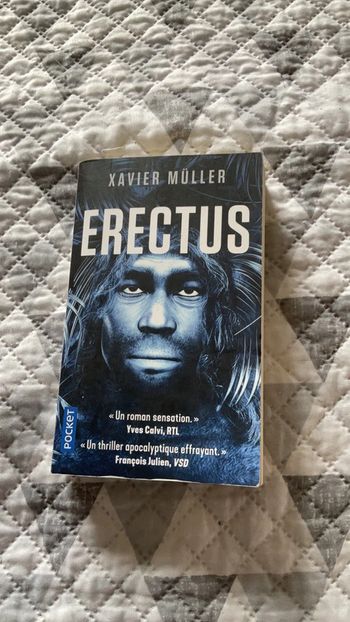 #Erectus Xavier Müller )