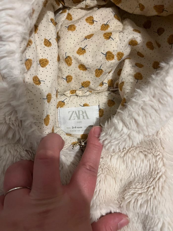 Gilet en fourrure sans manche 3/4 ans Zara - photo numéro 2