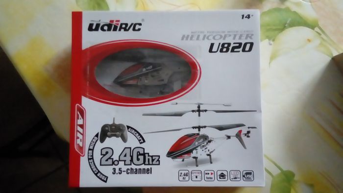 Hélicoptère UDI R / C U 820