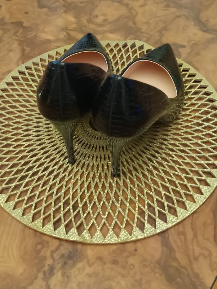 Escarpins Mulanka taille 38 Neuf - photo numéro 3