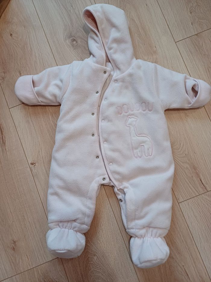 2 combinaisons hiver 6 mois - photo numéro 6