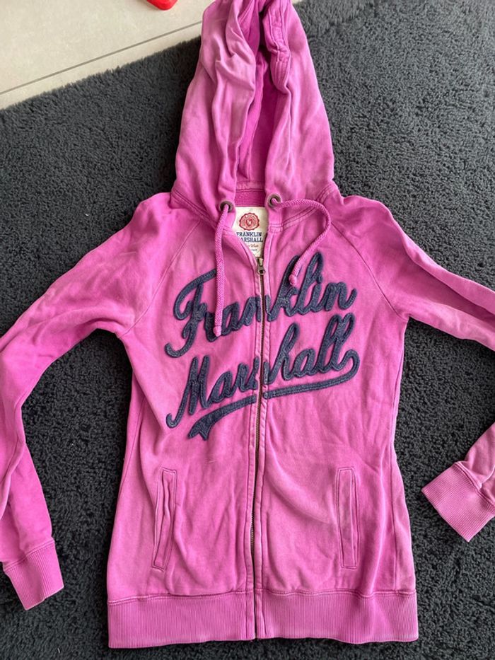 Sweat à capuche taille S