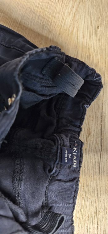 Pantalon bleu marine avec strass, élastique, Kiabi, 5 ans, bon état