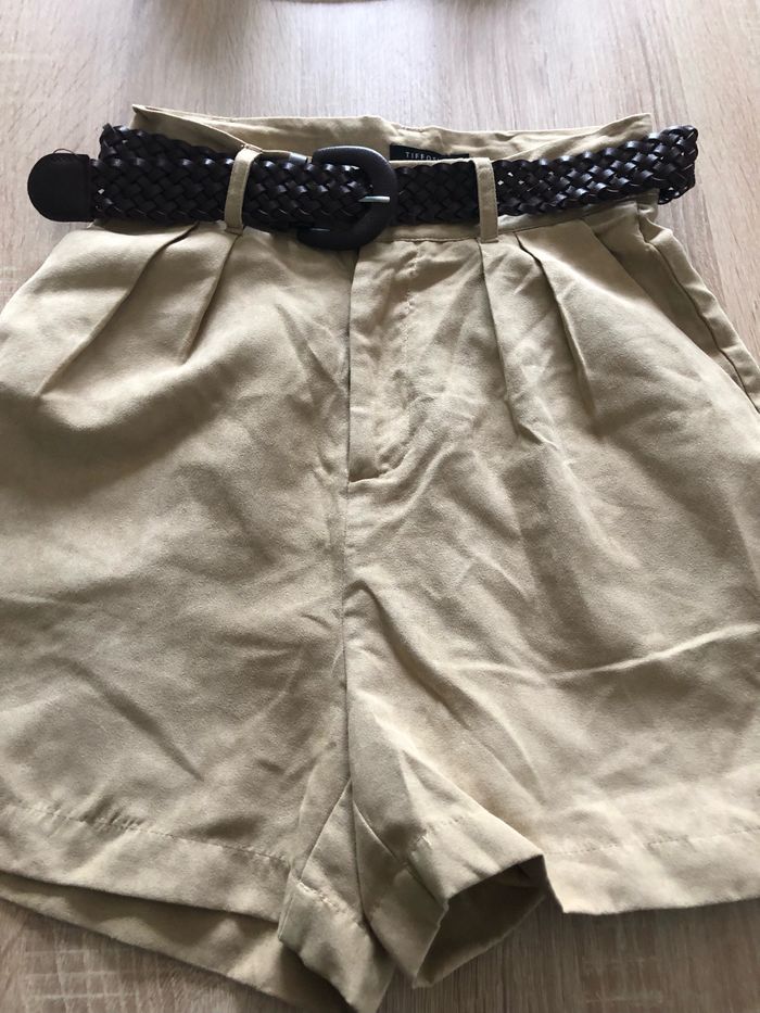 Short beige XS neuf - photo numéro 8