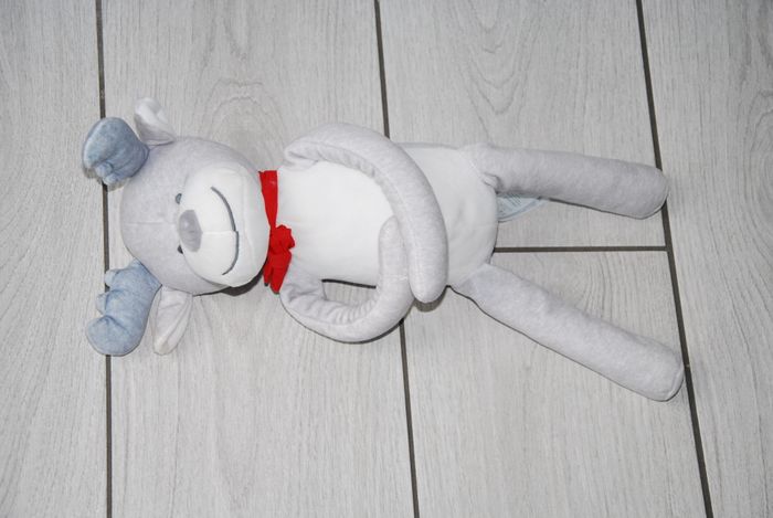 Doudou Cerf Obaibi Okaidi 40 Cm écharpe rouge