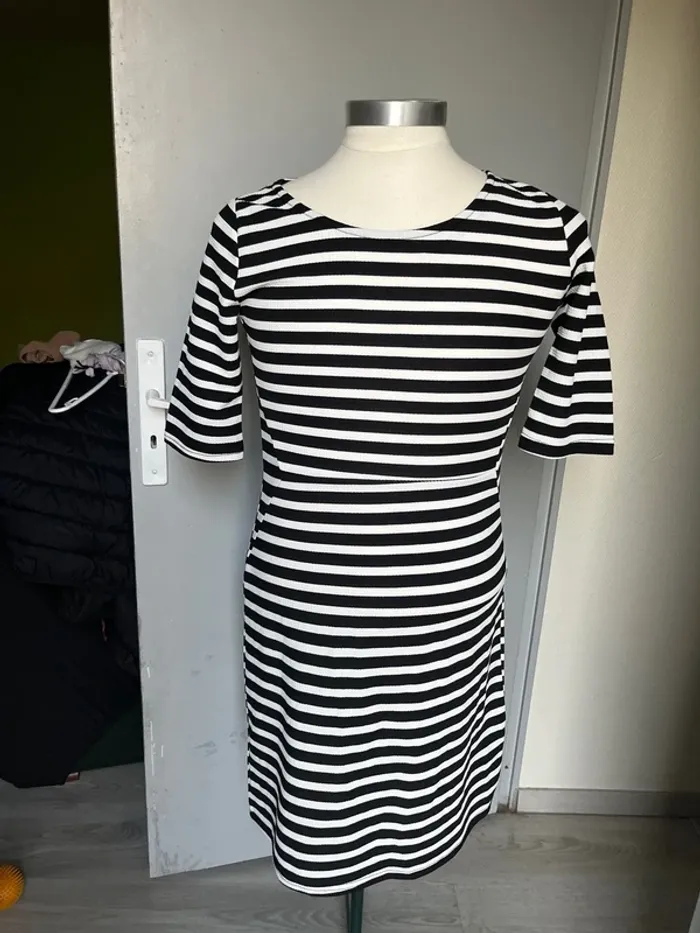 Robe à rayures - photo numéro 3