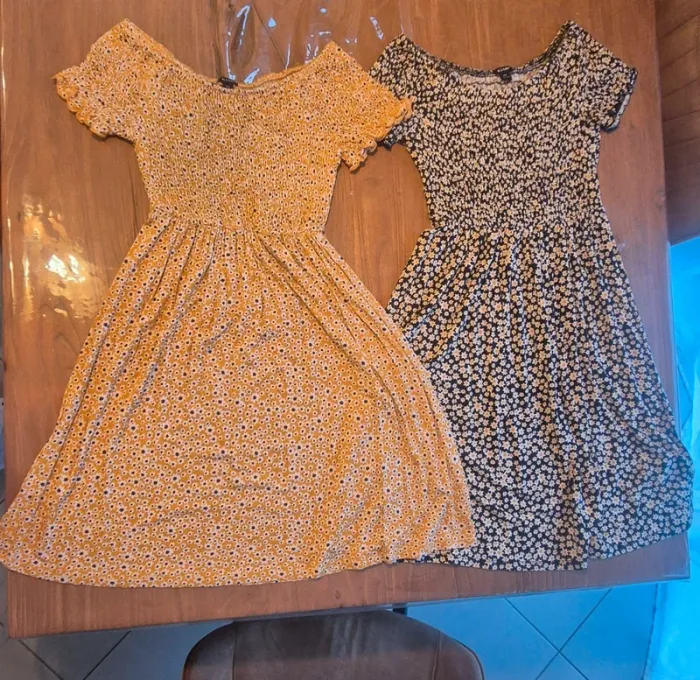 Lot de 2 robes kiabi 10 ans