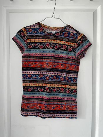 T-shirt à motifs colorés, taille XS