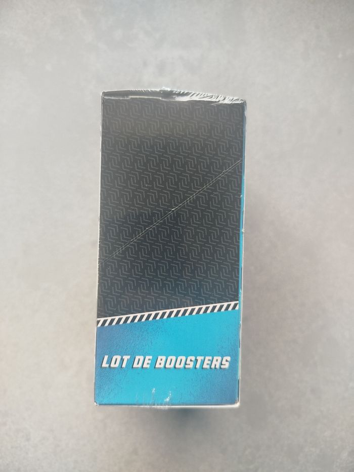 Pokémon - Bundle Foudre noire ev10.5 scellée - photo numéro 2