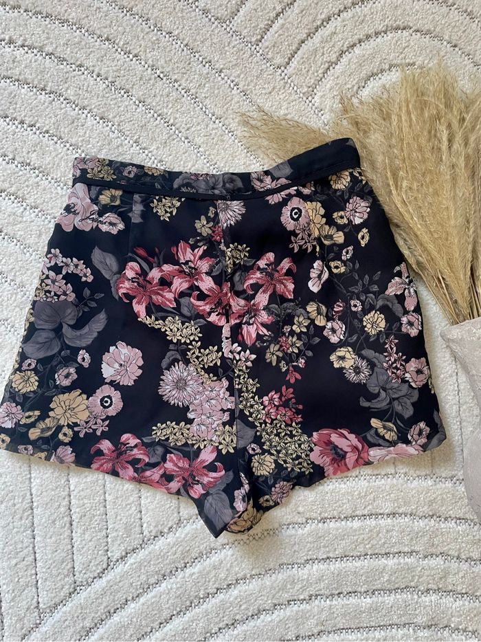 Short fleuri - photo numéro 5