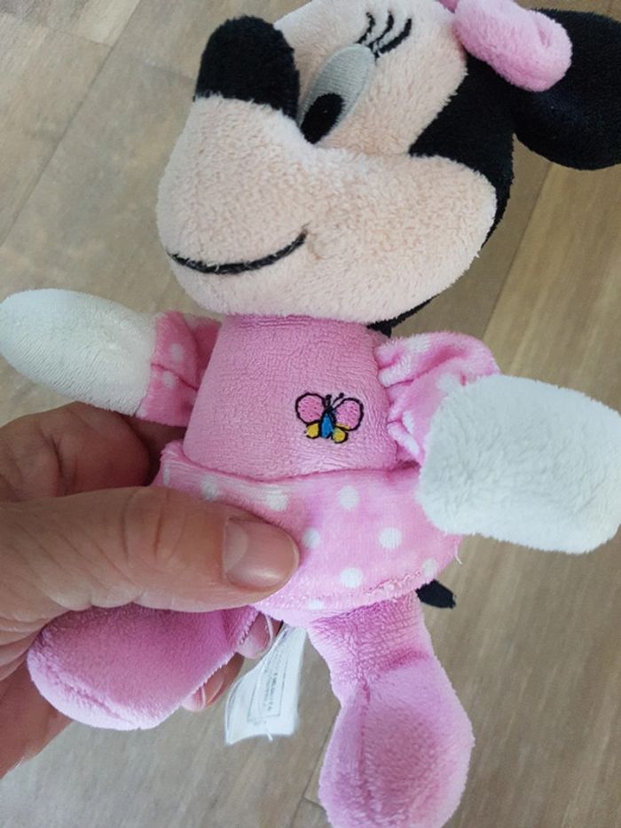 Peluche bébé Minnie - photo numéro 3