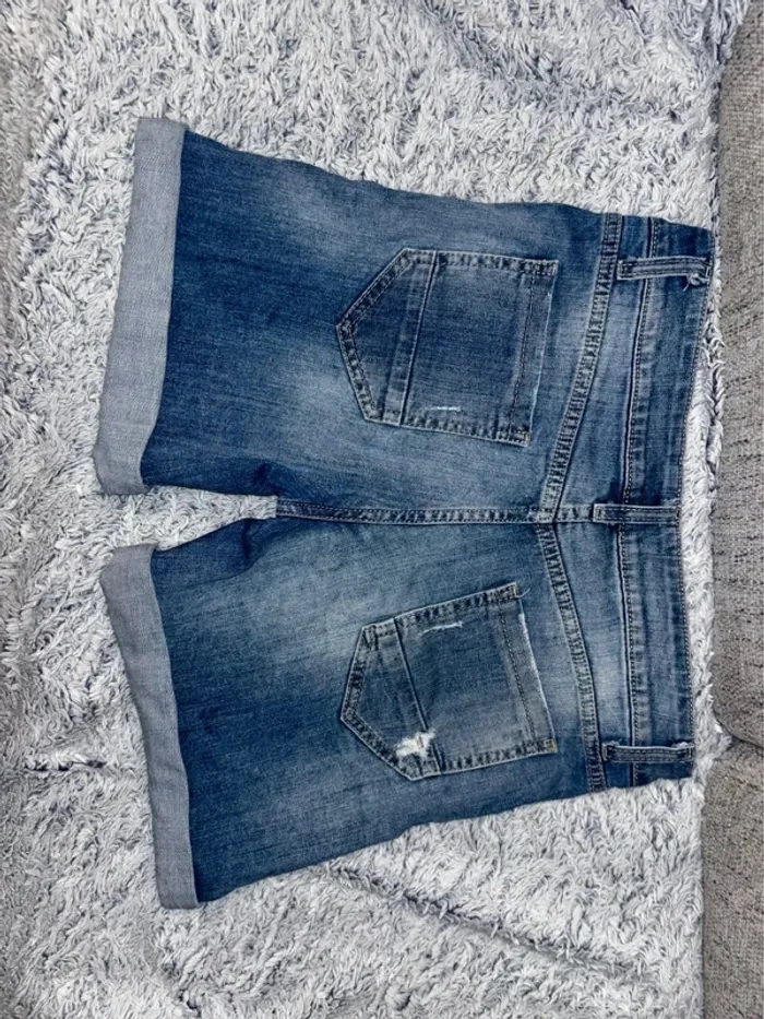 Short jean femme, short femme taille S, mini short en jean, short jeans déchiré - photo numéro 5