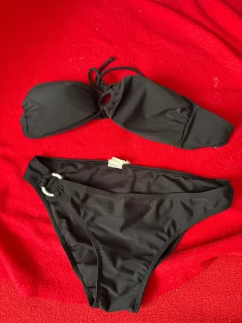 Bikini noir