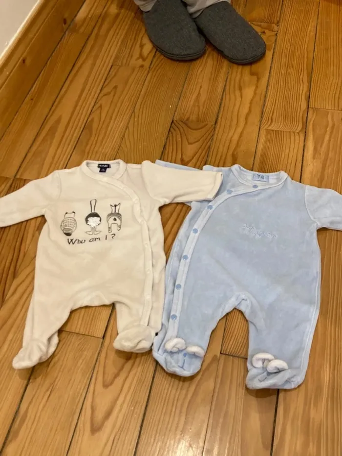 Lot de 2 pyjama velours 1 mois