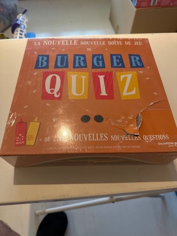 Burger quiz, la nouvelle boîte   Mais boîte très abîmé