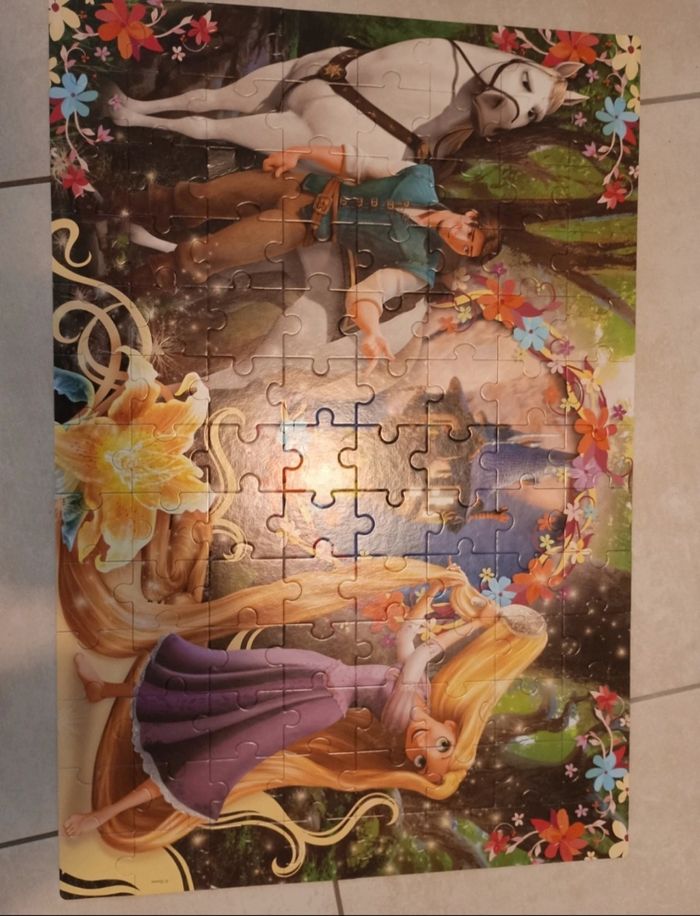 Puzzle 104 pieces raiponce de clementoni - photo numéro 2
