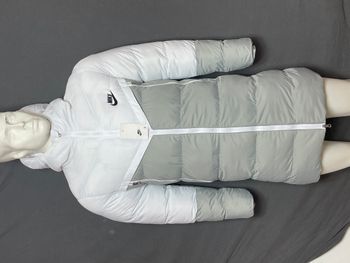 doudoune longue broderie nike blanche et grise 2025 nouveauté