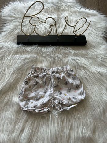 Très beau short minnie et daisy 🥰 taille 18 mois Disney